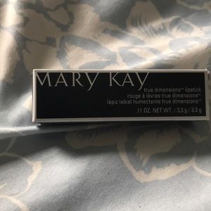 Mary Kay true dimensions lipstick